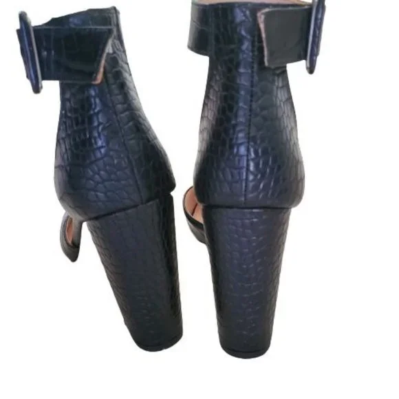 Michael By Michael Shannon Women's Romina Ankle Strap Pump Black Size 7 - Picture 8 of 16